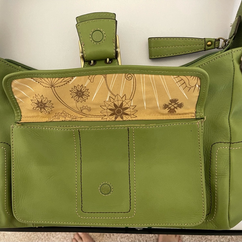 Franklin Covey Green Full Grain Leather Medium sized Bag. - Picture 2 of 6